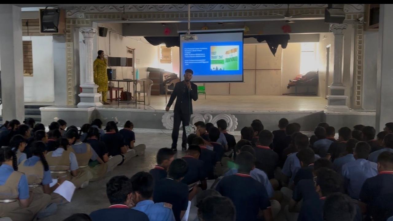Career Crossroads seminar in a school hall